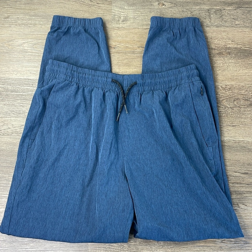Old Navy Men’s StretchTech Blue Joggers, size Medium
